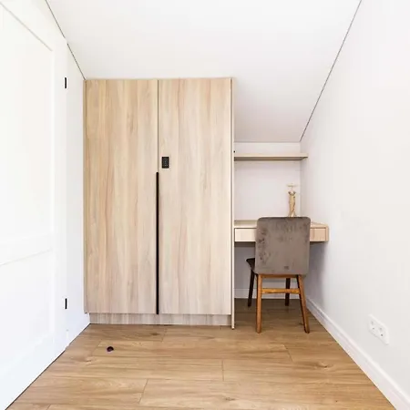 Apartament J7 Berzas 2bd W-terrace