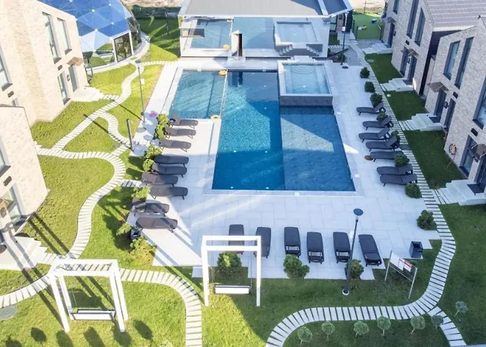 J7 Berzas 2bd W-terrace Apartment *