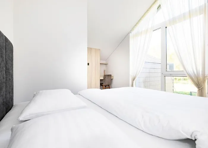 Apartment J7 Berzas 2bd W-terrace *