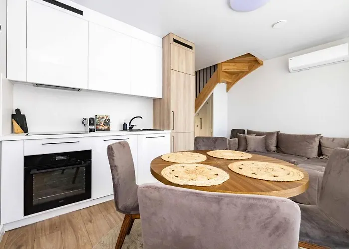 Apartamento J7 Berzas 2bd W-terrace